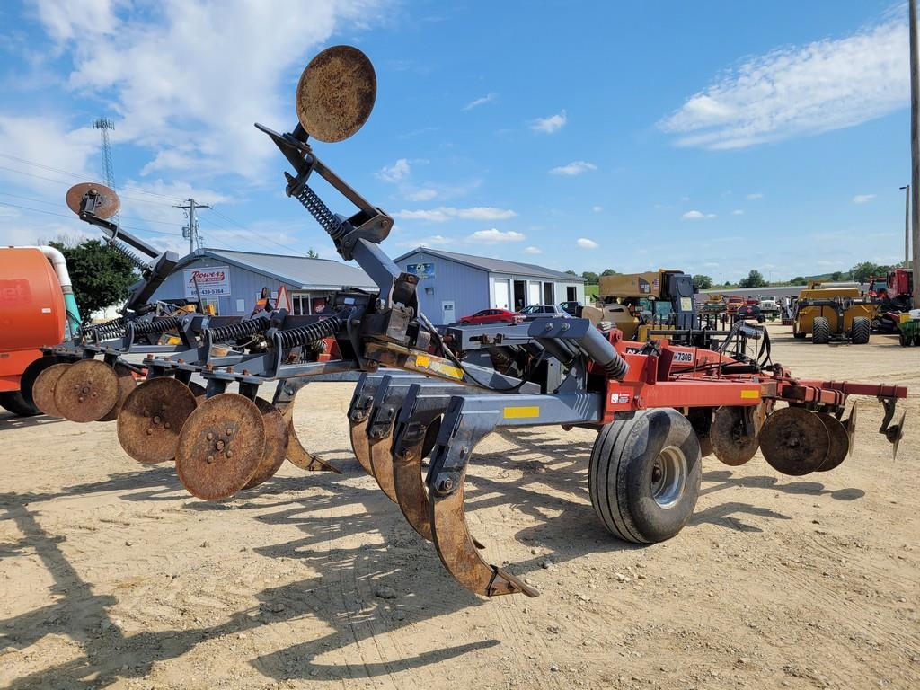 Case IH 730B 7 Shank Disk Chisel