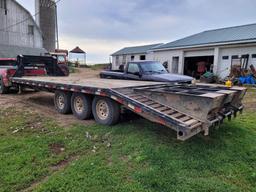 28' Gooseneck Trailer