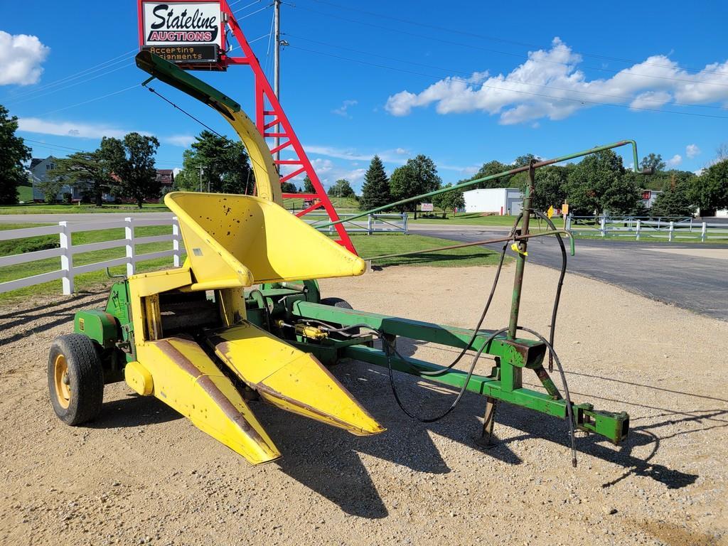 John Deere 35 Pull Type Chopper