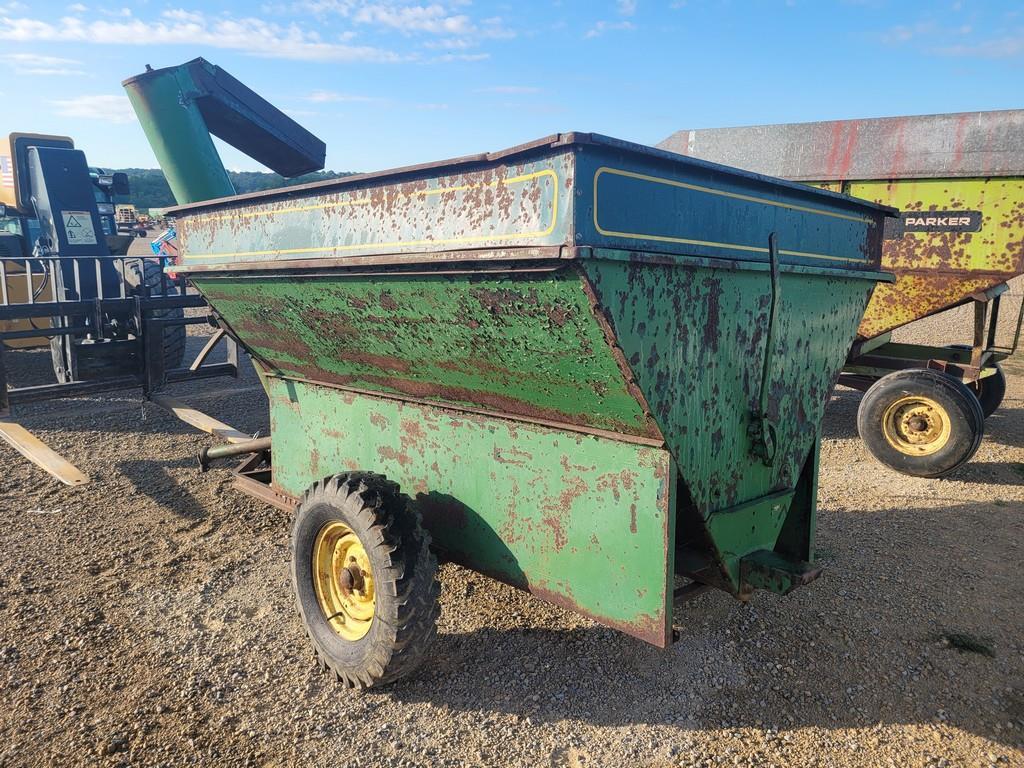 Grain-O-Vator Feed Wagon