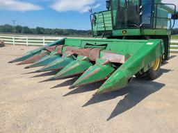 John Deere 643 Corn Head