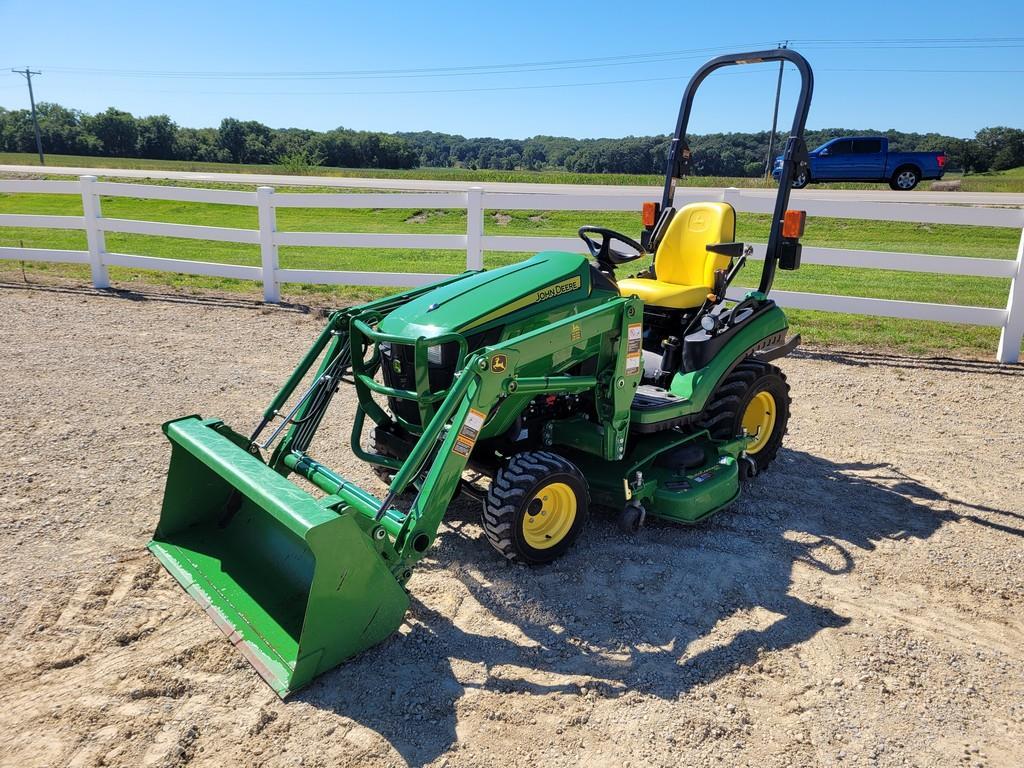 John Deere 1025R Compact Loader Tractor