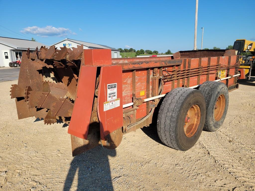 Meyers 550 Manure Spreader