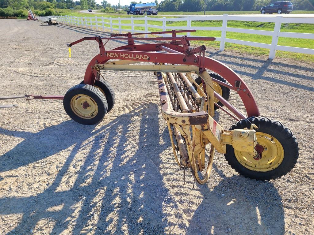 New Holland 258 Dolly Wheel Rake