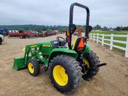 John Deere 3038E Compact Loader Tractor