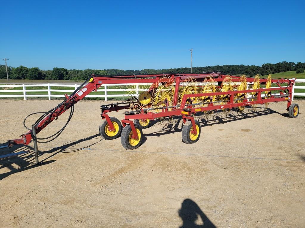 New Holland HT154 14 Wheel Rake