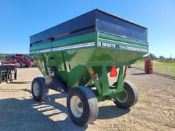 Brent 544 Gravity Wagon