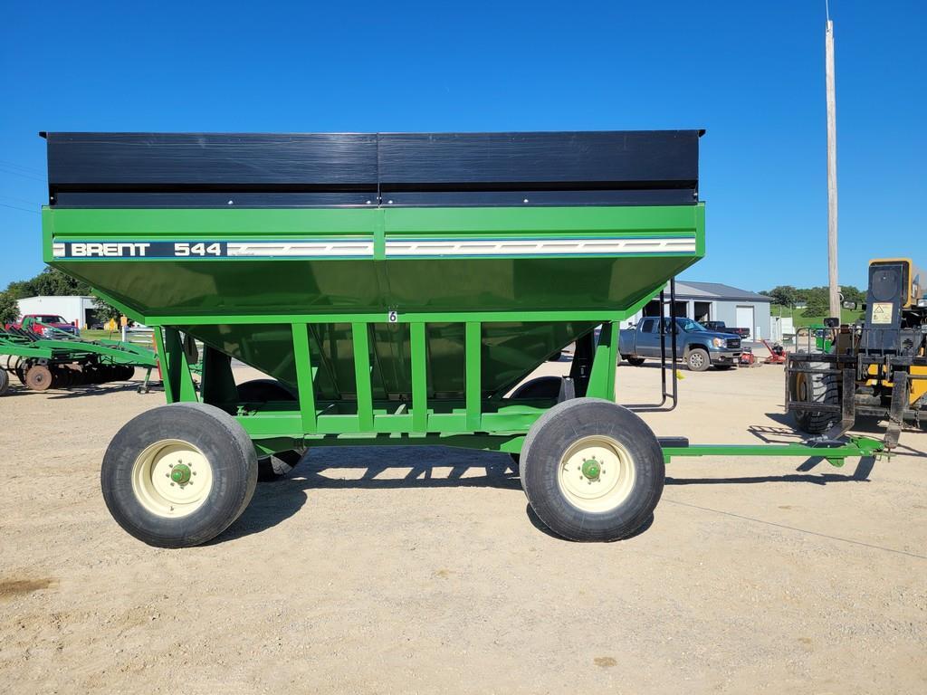 Brent 544 Gravity Wagon