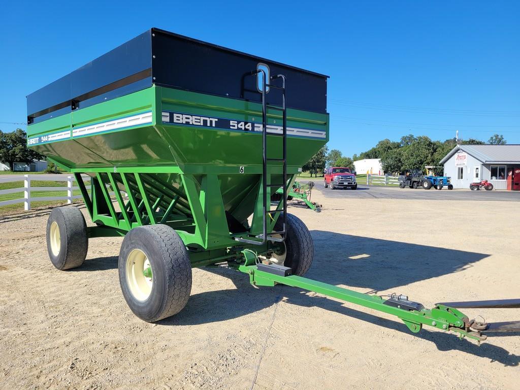 Brent 544 Gravity Wagon