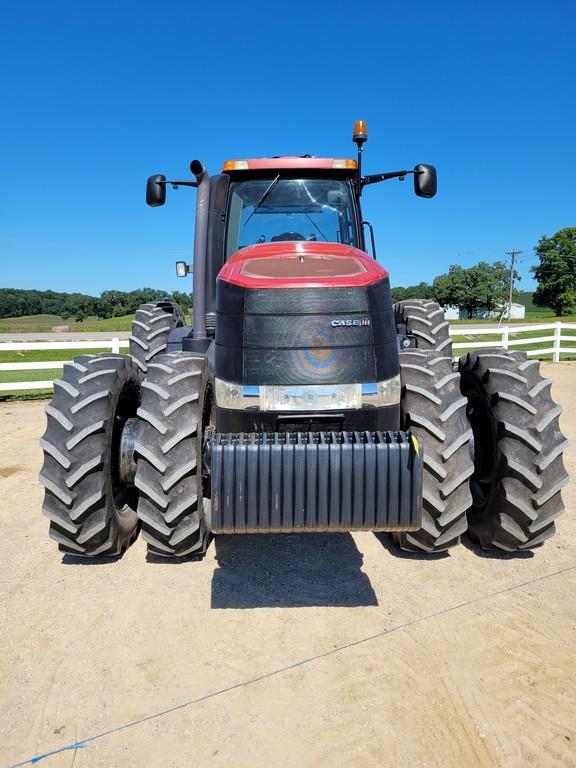 2011 Case IH 235 Magnum Tractor