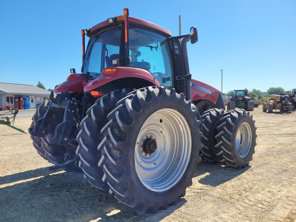 2011 Case IH 235 Magnum Tractor