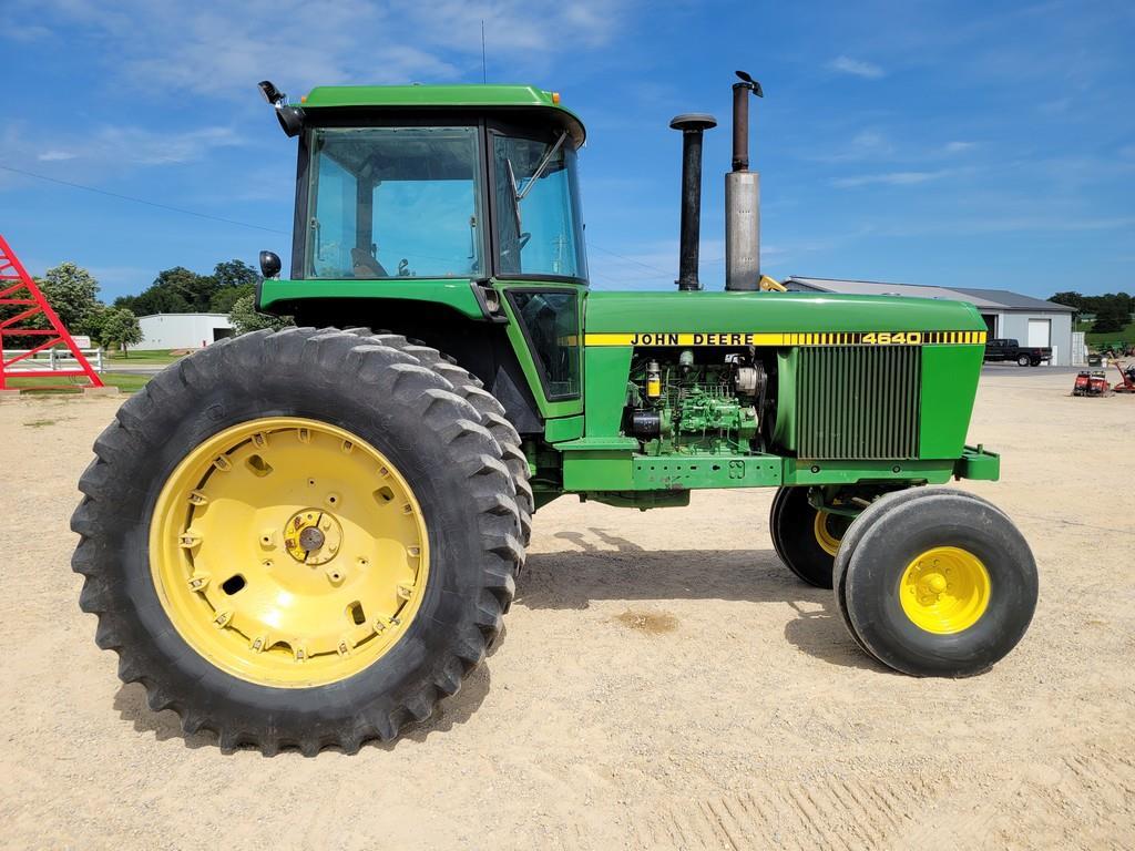 John Deere 4640 Tractor