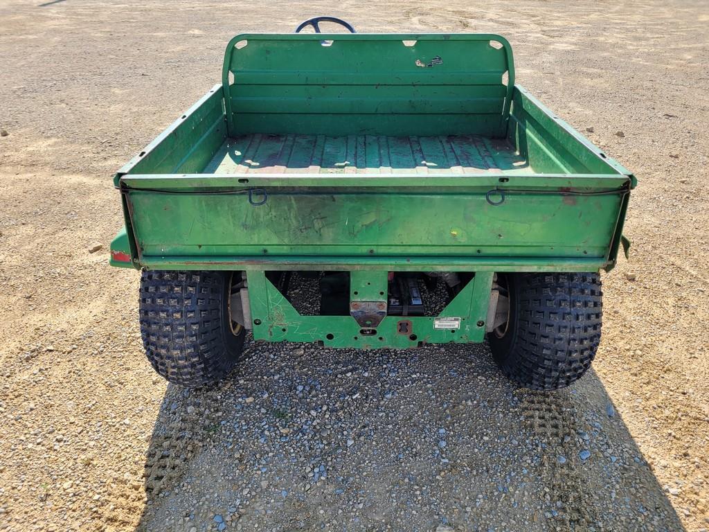 John Deere 6x4 Gator