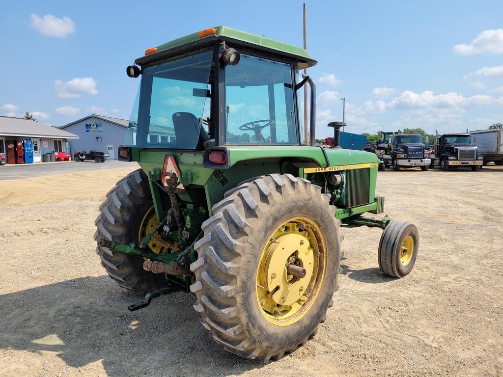 John Deere 4230 Tractor