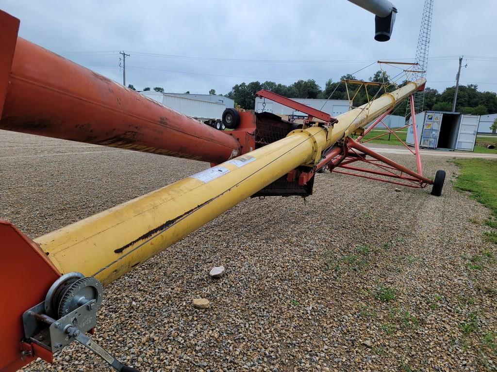 Westfield MK130-71 Swing Away Auger