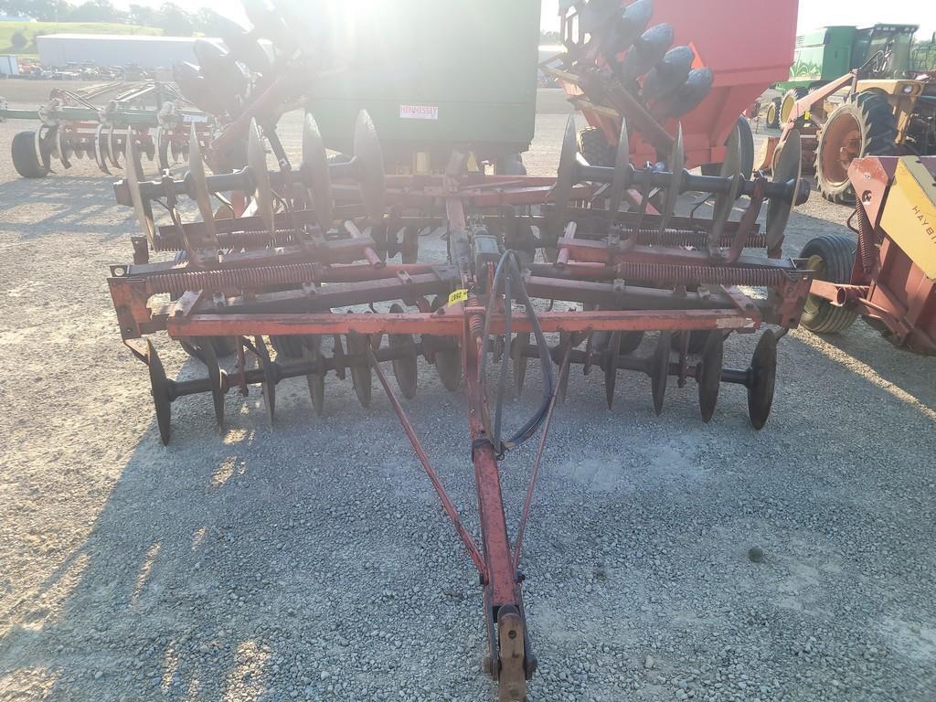 Massey Ferguson 520 18' Disk