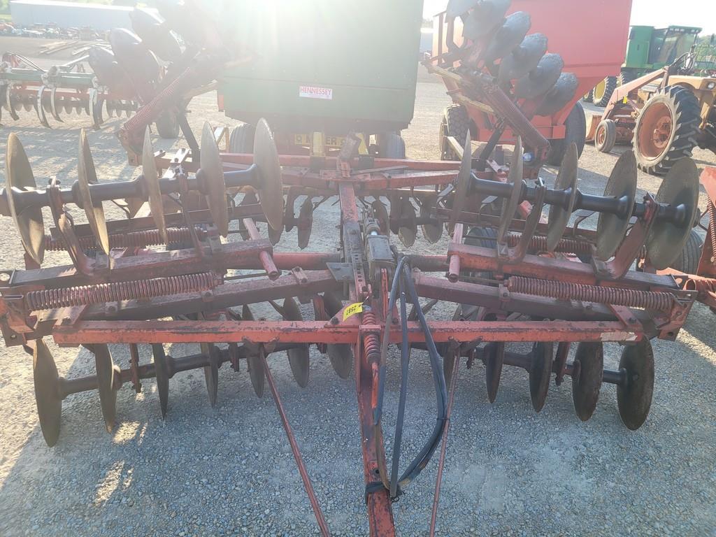 Massey Ferguson 520 18' Disk