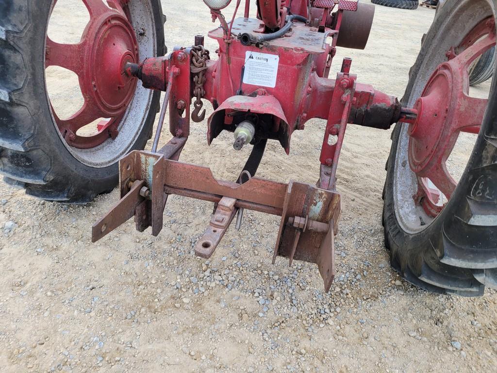 Farmall H Tractor