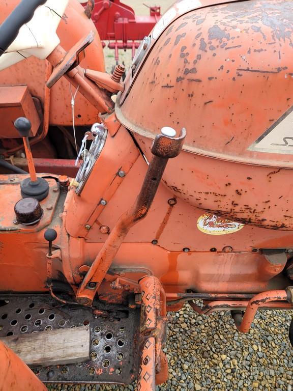 Allis Chalmers D17 Loader Tractor