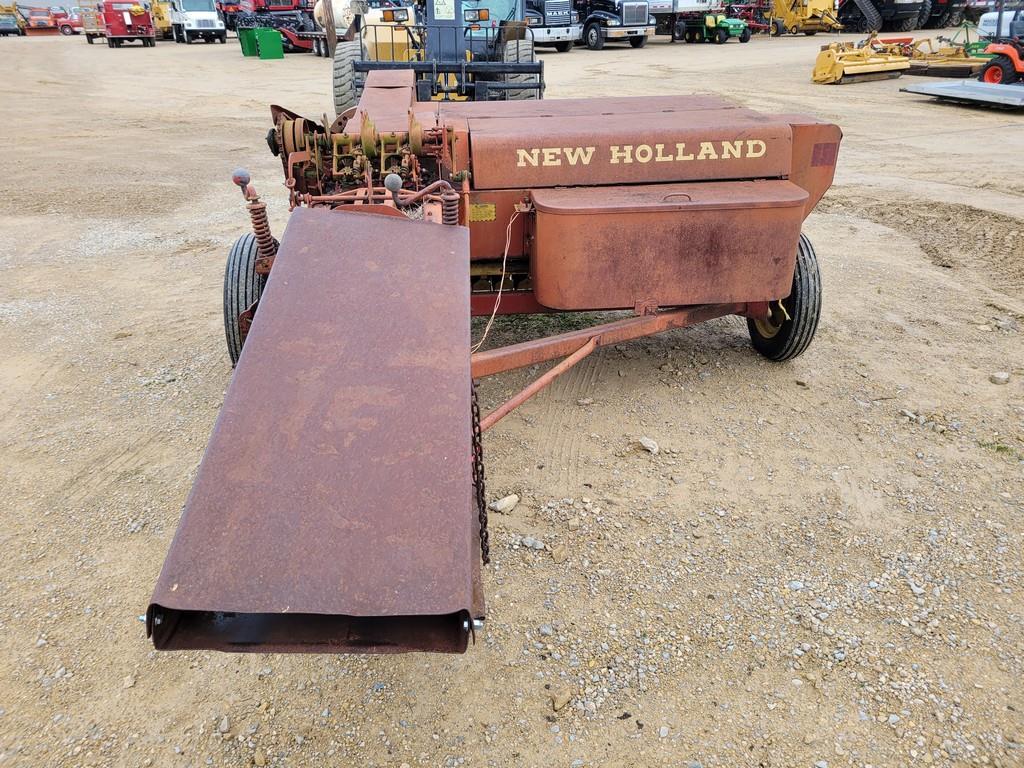 New Holland 269 Square Baler