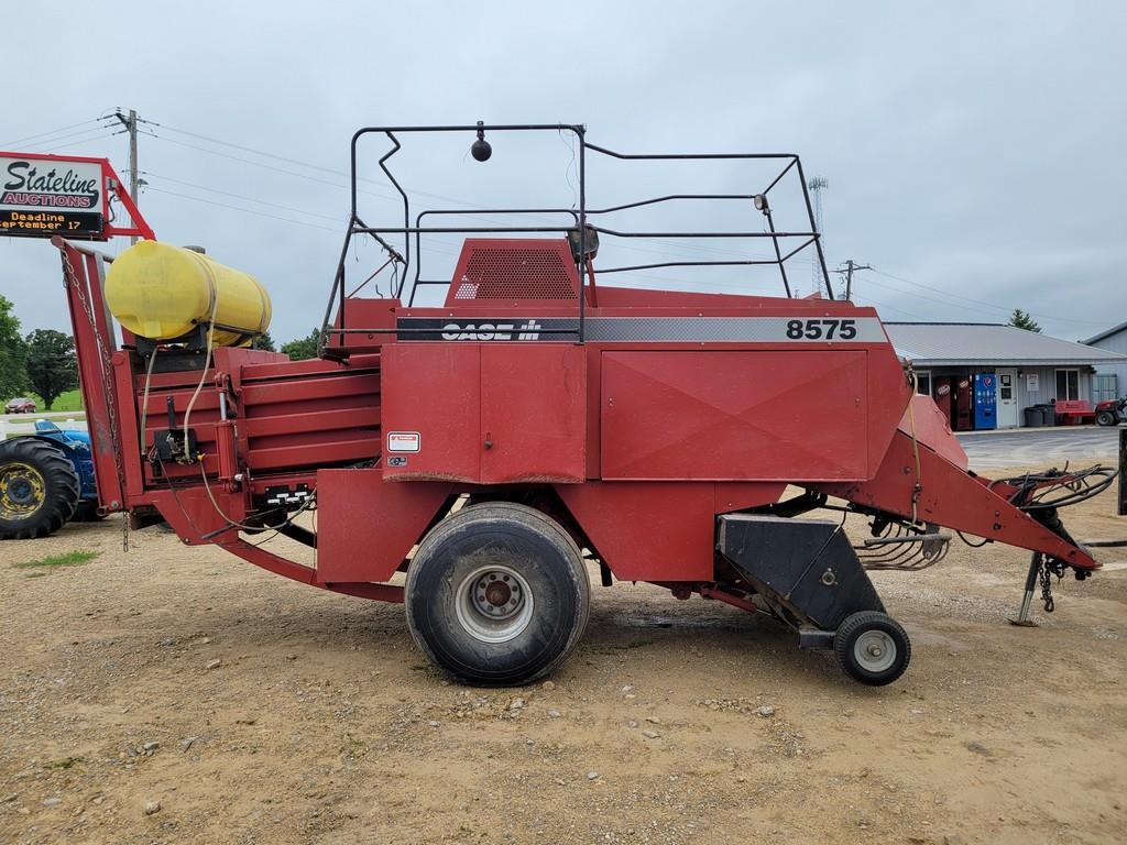 Case IH 8575 Square Baler