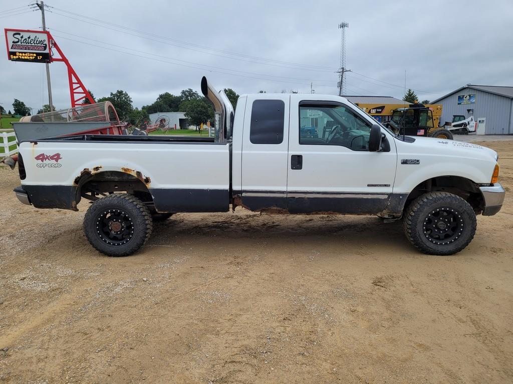 2000 Ford F350 Pick Up Truck