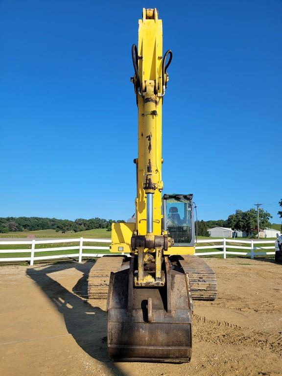 New Holland EC240 Excavator