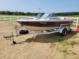 1983 4Winns Bowrider 17' Veehull Boat