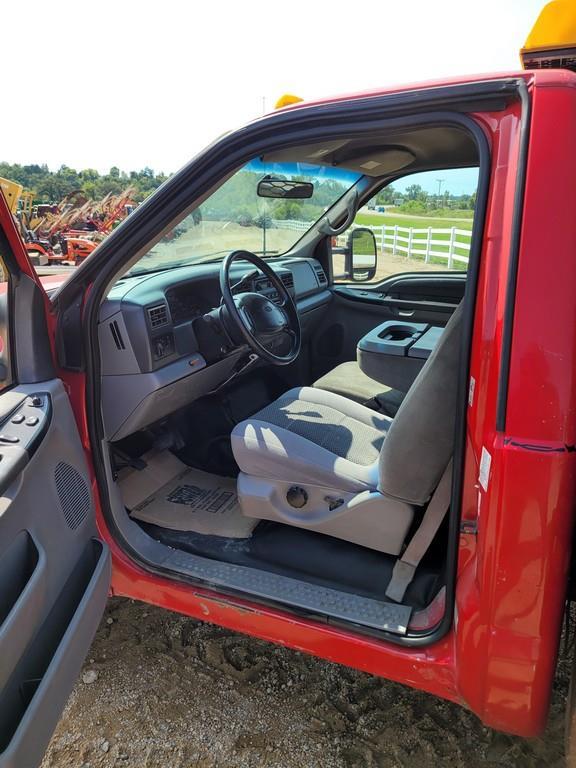 2001 Ford F550 Pick Up Truck