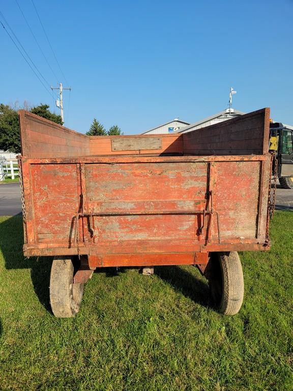 7'x12' Barge Box w/ Hoist