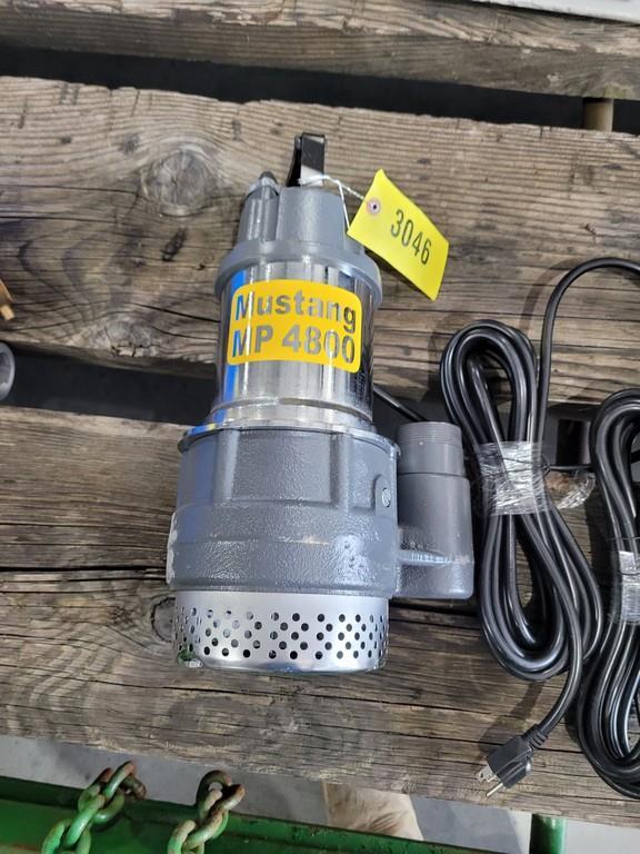 New Mustang MP4800 Trash Pump