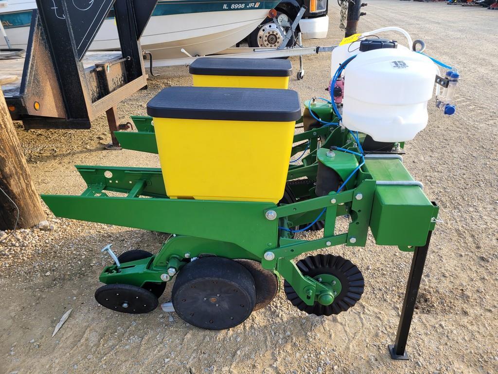 John Deere 7000 2R 3pt Planter