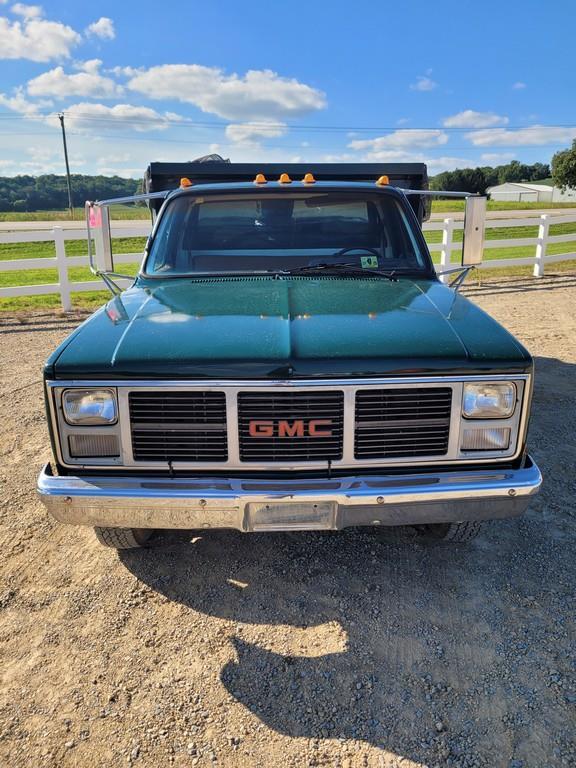 1988 GMC 3500 Dump Truck