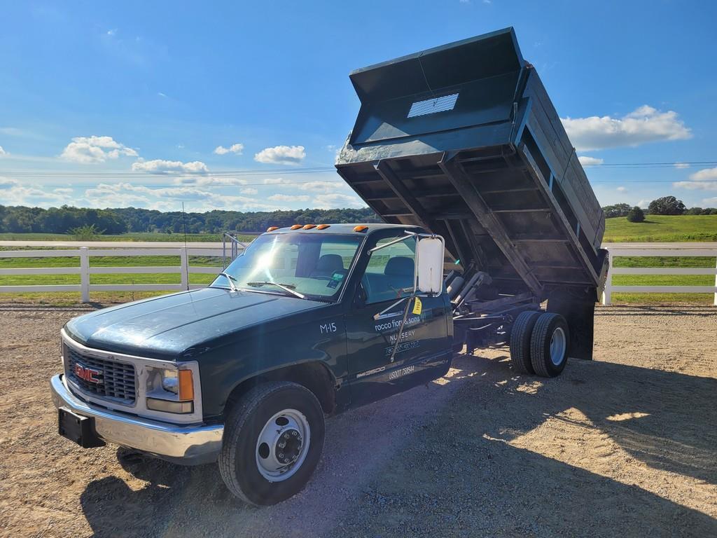 GMC 3500 Dump Truck