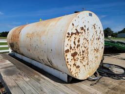 1000 Gallon Fuel Tank w/ Pump