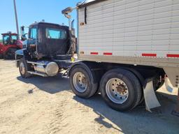 1992 Mack CH613 Semi Tractor