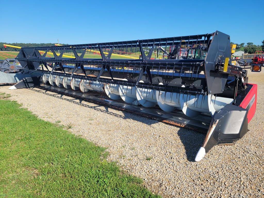 Massey Ferguson 8000 Series 30' Bean Head