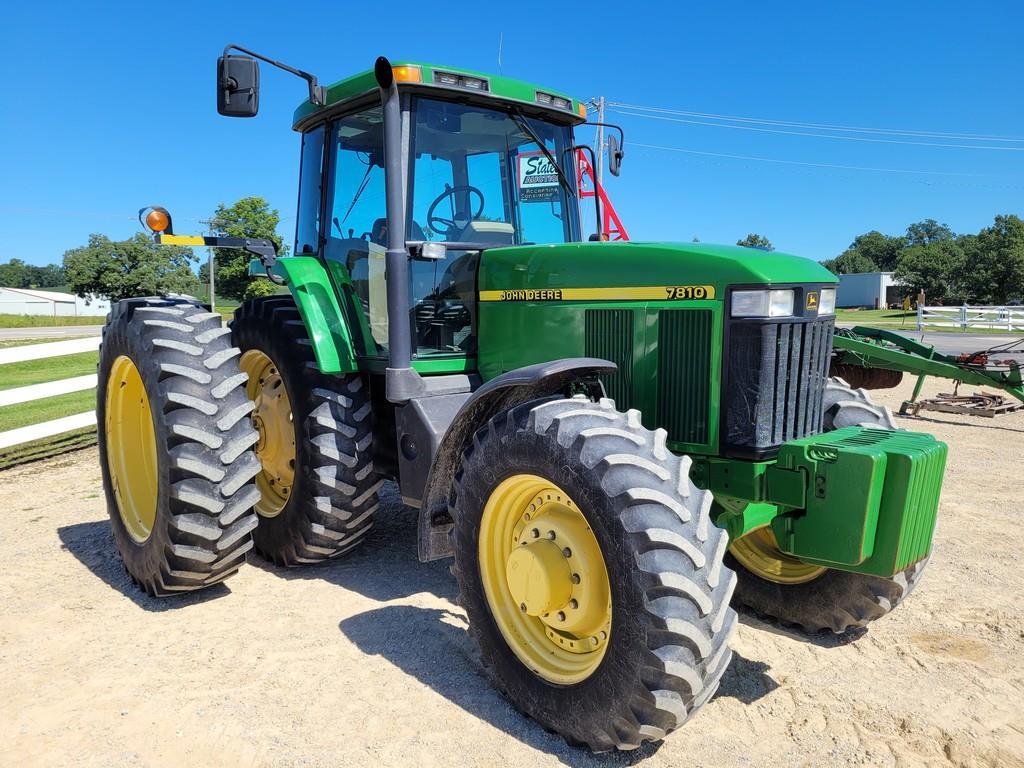 John Deere 7810 Tractor