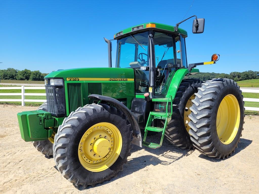 John Deere 7810 Tractor