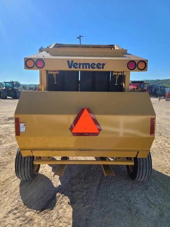 2019 Vermeer 504R Classic Round Baler
