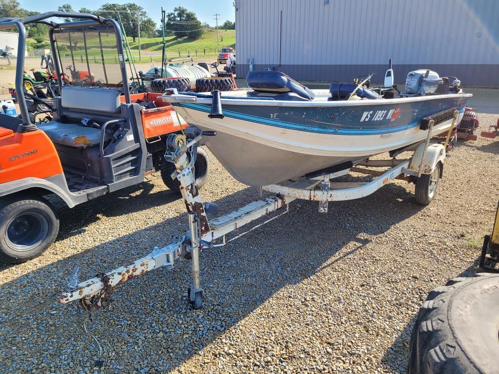 Smoker Craft 16' Boat