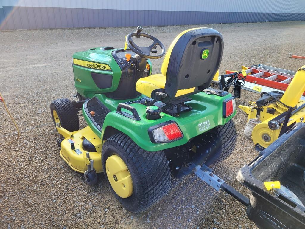 2014 John Deere X750 Lawn Mower