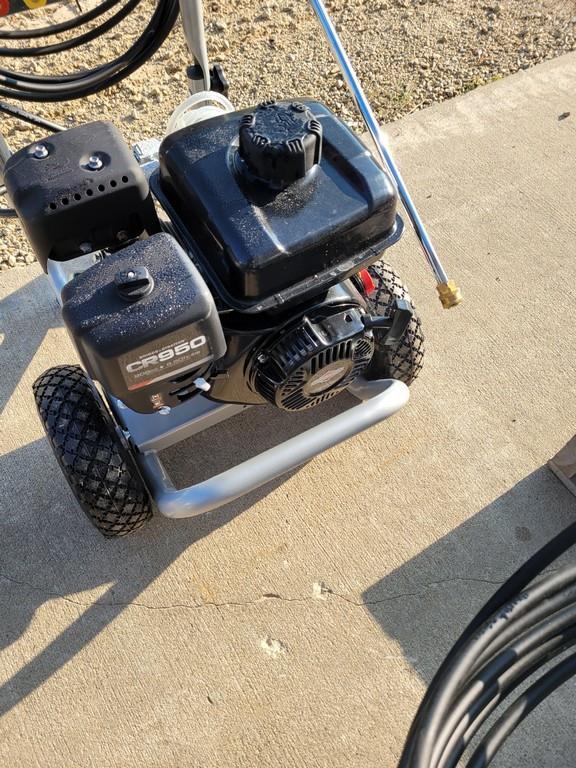 New Oregon 3000 PSI Portable Pressure Washer