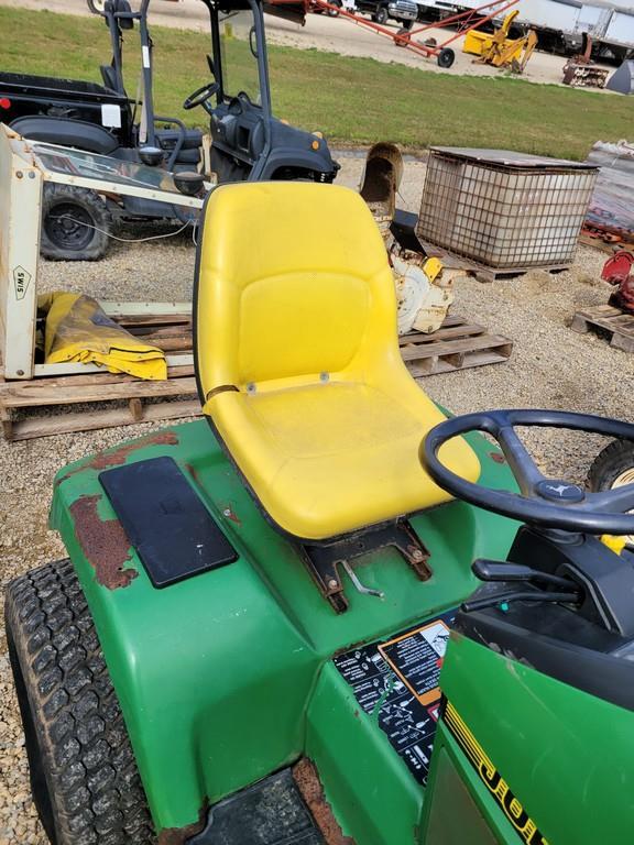 John Deere 445 Lawn Mower