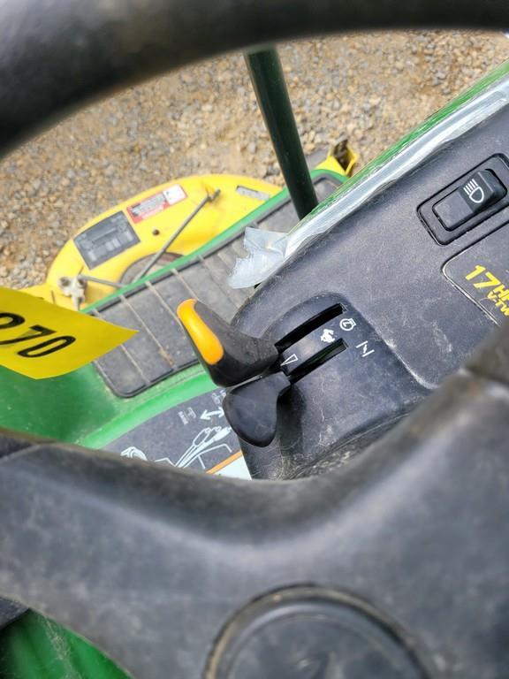 John Deere LX277 Lawn Mower