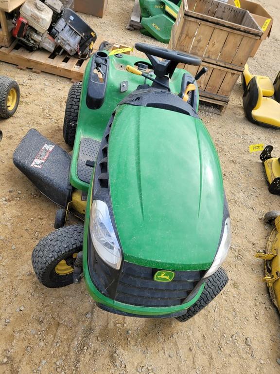 John Deere D105 Lawn Mower