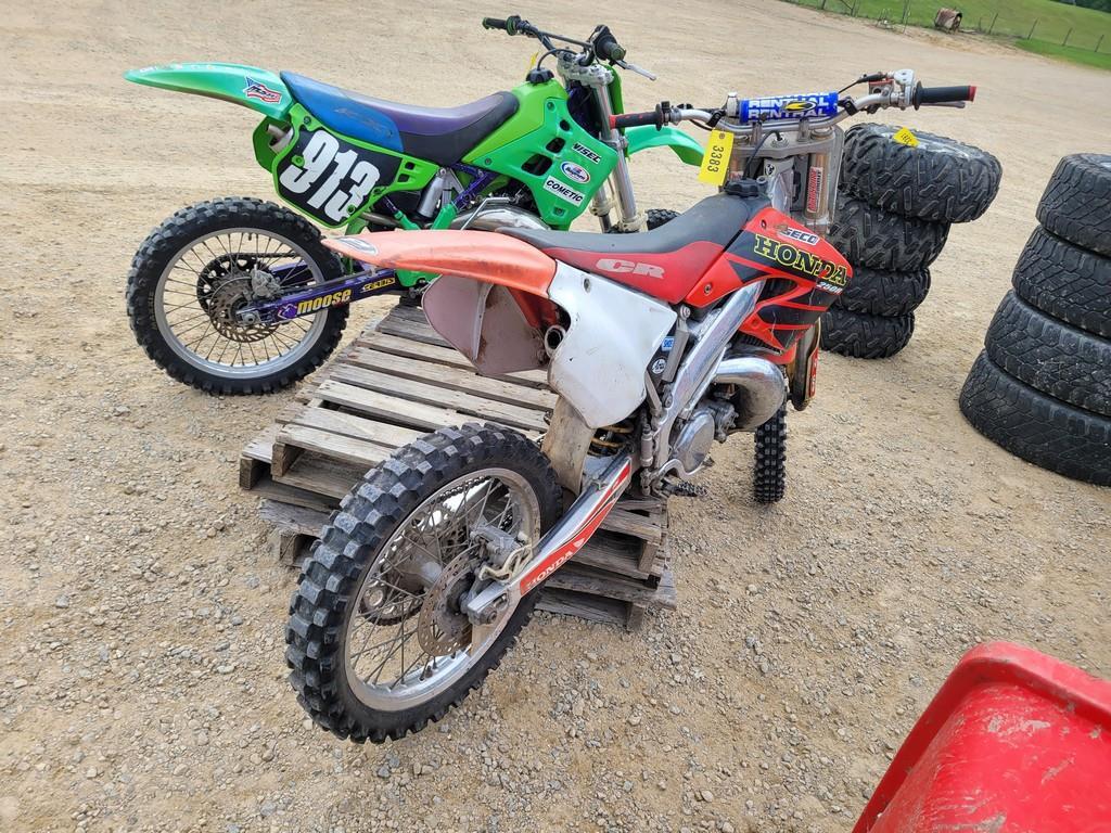 2001 Honda CR250 Dirt Bike