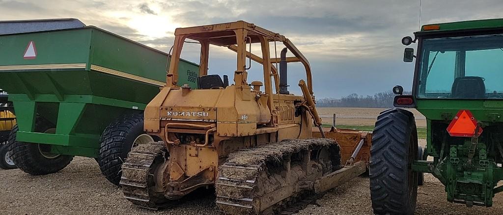 KOMATZU D65F DOZER