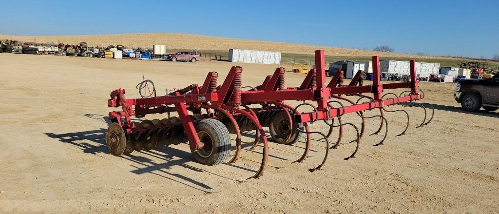 BUSH HOG CHISEL PLOW