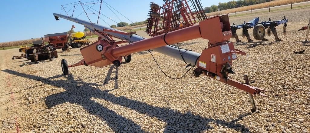 HUTCHINSON 10 X 61 AUGER- NO GEAR BOX OR PTO